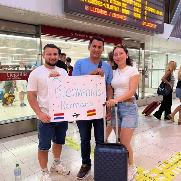 Bienvenida a pasajero de Mia Travelling en Madrid